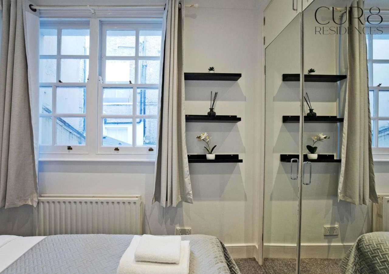 Charming Mews House In The Heart Of South Kensington